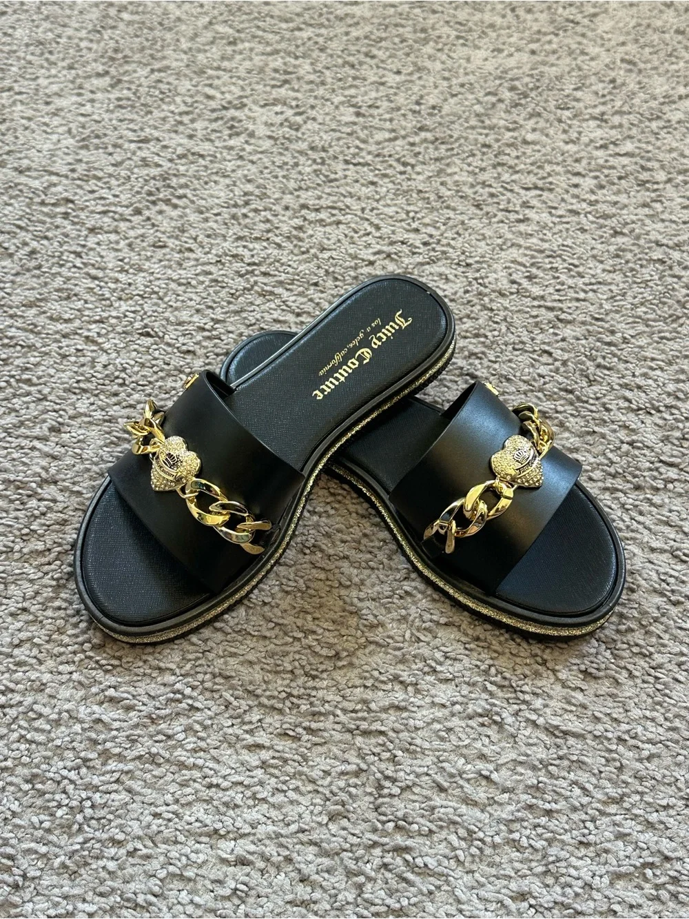 Juicy Couture Black Slide Yizzy Sandals with Gold Chain Accent size 5